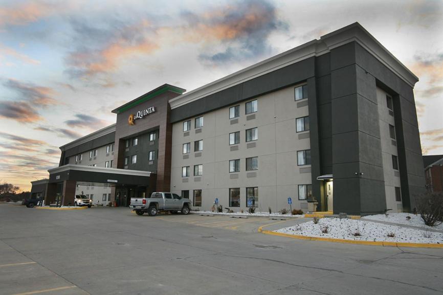 La Quinta By Wyndham Des Moines West Hotel
